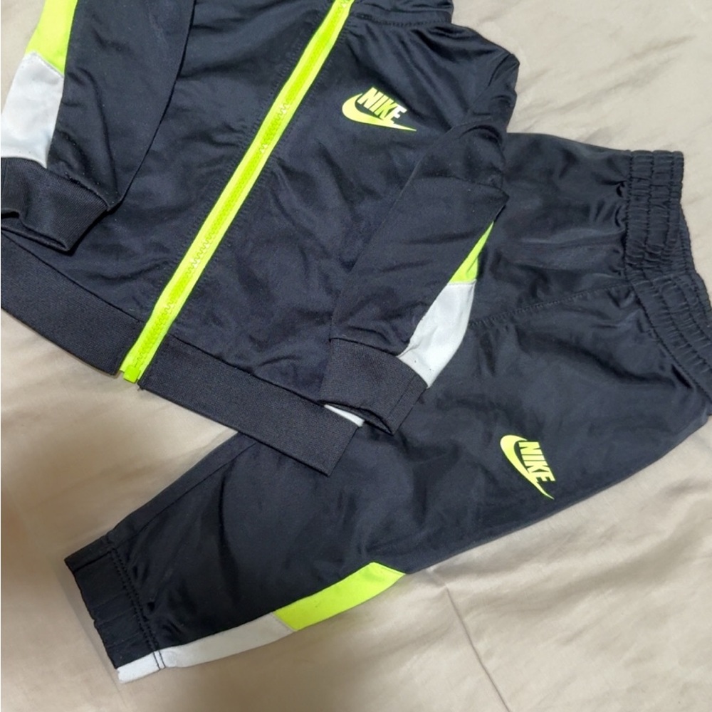 Nike Kids Black and Neon Green Tracksuit